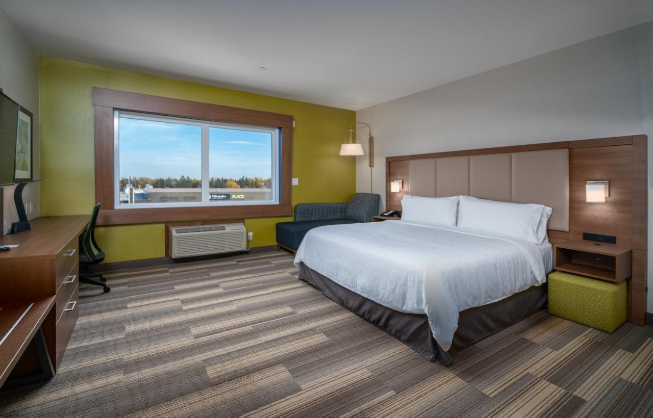 Holiday Inn Express & Suites - Brandon By Ihg מראה חיצוני תמונה