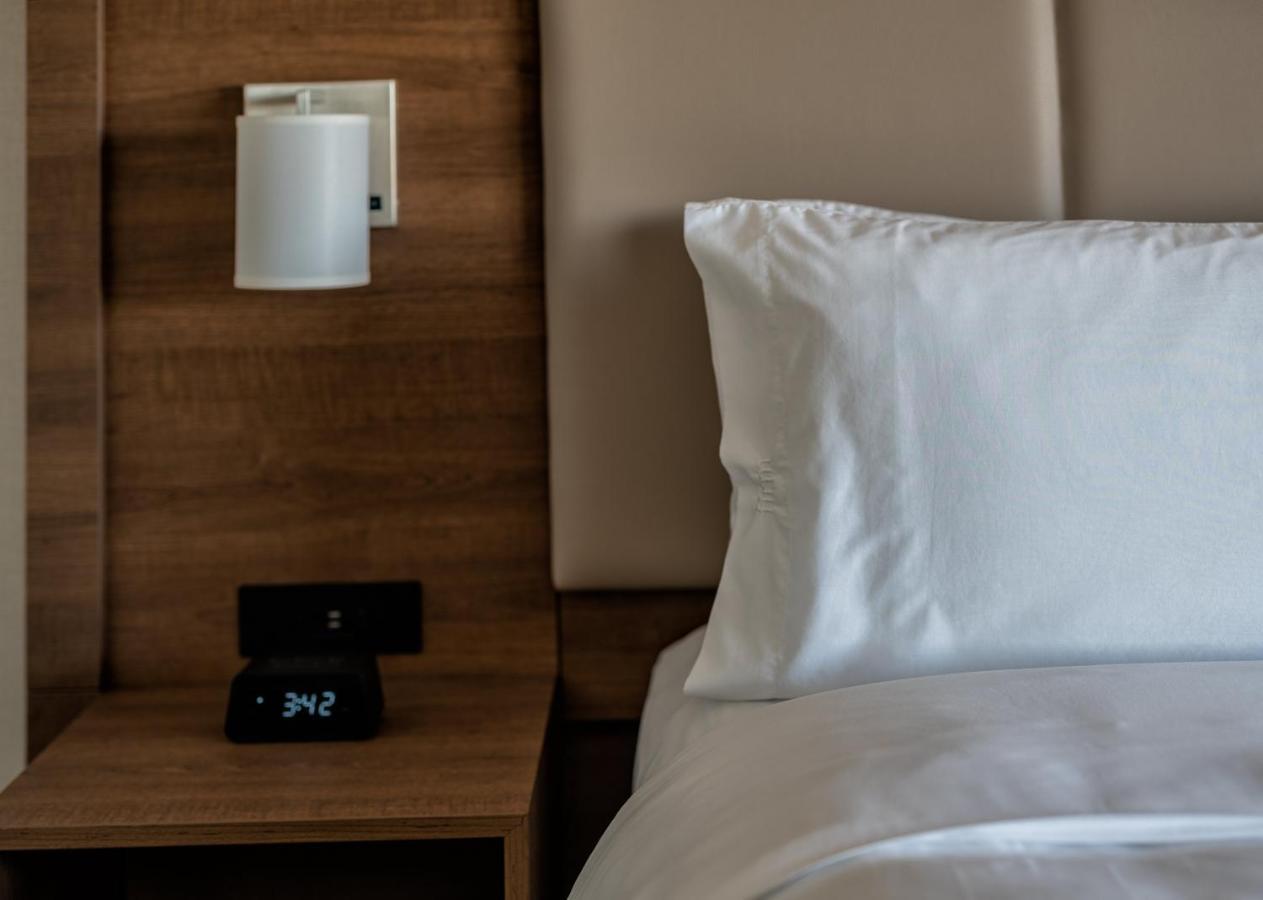Holiday Inn Express & Suites - Brandon By Ihg מראה חיצוני תמונה
